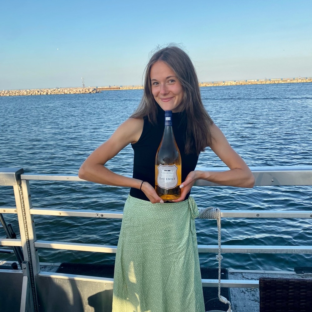 Meet your Posher, Emily